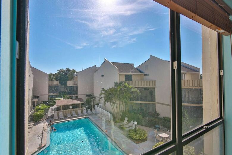 Bay Oaks, 3rd Floor