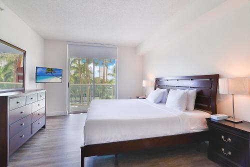 Aparthotel Spacious Apartments In Sunny Isles Beach