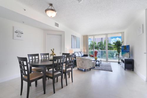 Aparthotel Spacious Apartments In Sunny Isles Beach