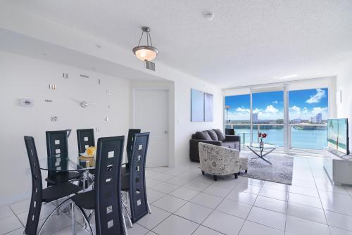 Apartamentos Sunny Isles Vacations