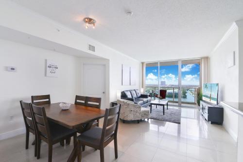 Apartamentos Sunny Isles Vacations