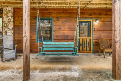 Bumpa Bear Hideaway