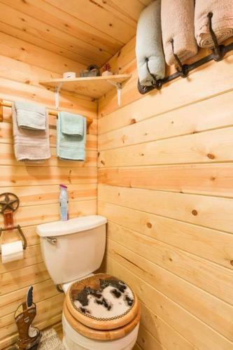 "tiny House" Bed N' Breakfast