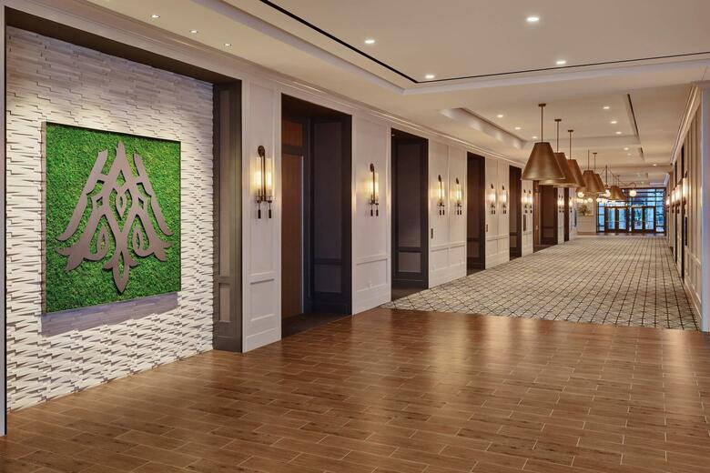 The Hotel At Avalon, Autograph Collection