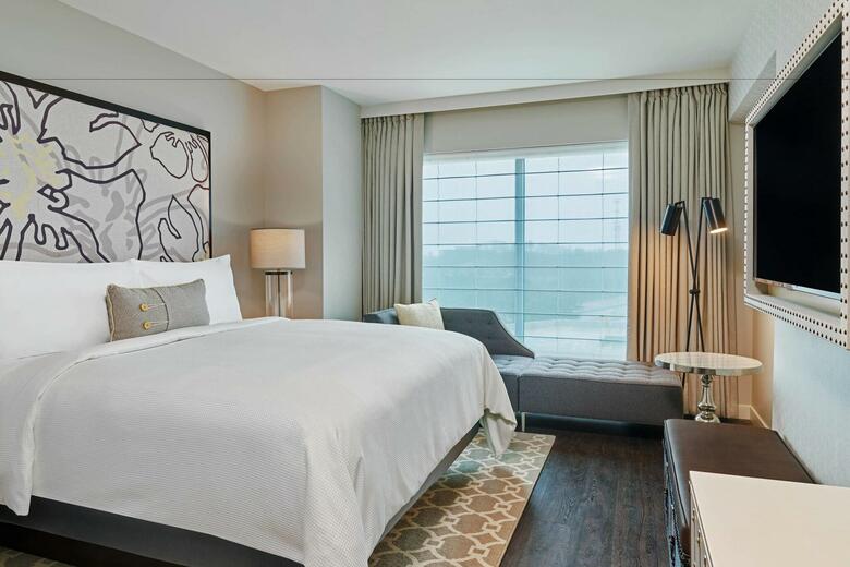 The Hotel At Avalon, Autograph Collection