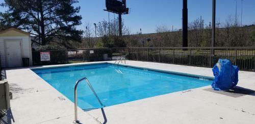 Motel Days Inn By Wyndham Macon I-75 North