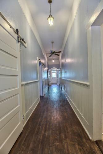 Classic/modern Downtown Home