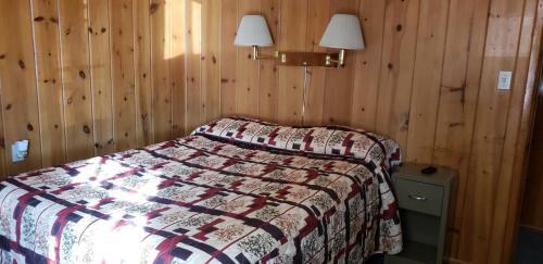 Caribou Lodge And Motel