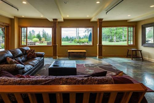 Bed & Breakfast Talus Rock Retreat