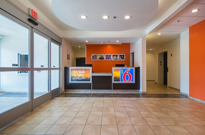 Hotel Motel 6 South Bend - Mishawaka