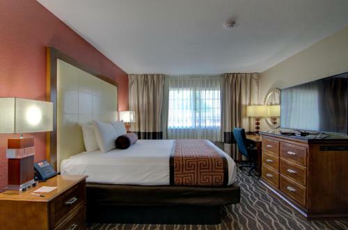 Motel Westbridge Inn And Suite