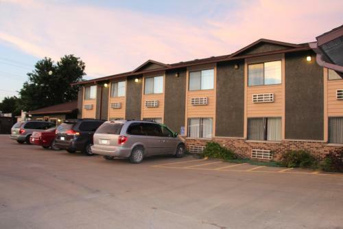 Motel Westbridge Inn And Suite