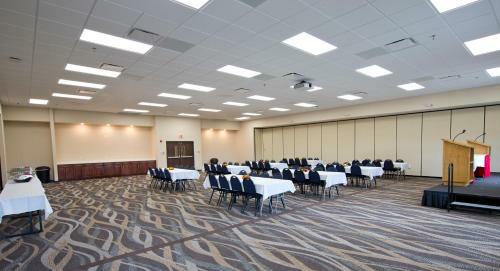 Hotel Cobblestone Inn & Suites - Boone