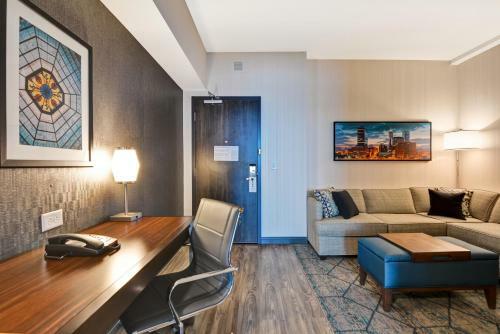 Hotel Embassy Suites By Hilton Plainfield Indianapolis Airport