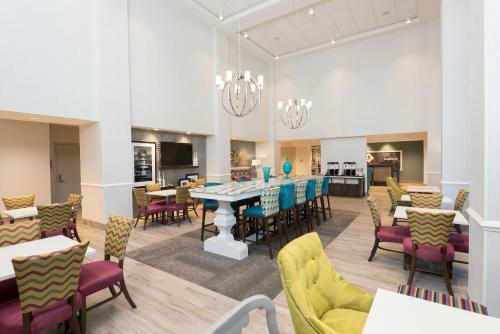 Hotel Hampton Inn & Suites By Hilton Chicago Schaumburg Il