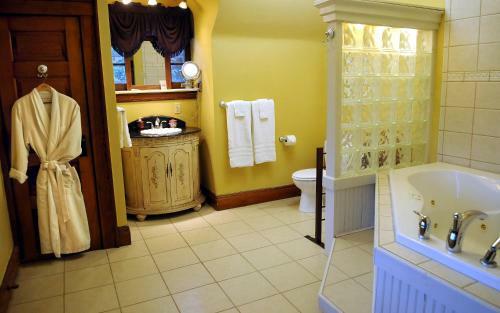 Bed & Breakfast The Oliver Inn