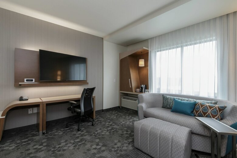 Hotel Courtyard By Marriott South Bend Downtown