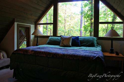 Bed & Breakfast The River Chalet