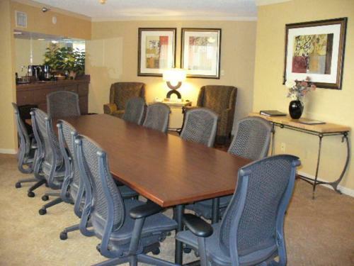 Hotel Embassy Suites Kansas City - Overland Park