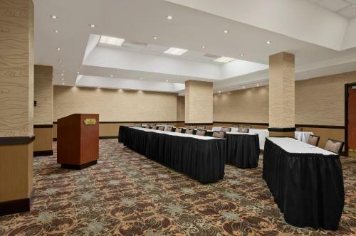 Hotel Embassy Suites Kansas City - Overland Park