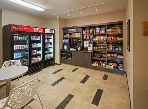 Hotel Candlewood Suites - Topeka West