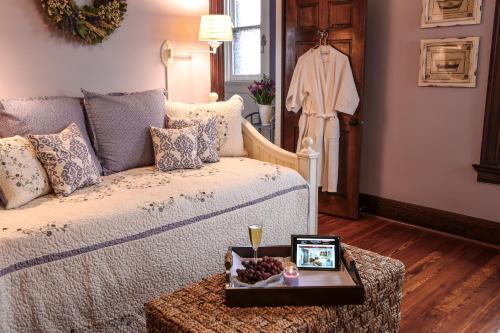 Weller Haus Bed, Breakfast & Event Center