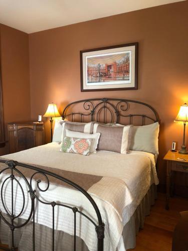 Weller Haus Bed, Breakfast & Event Center