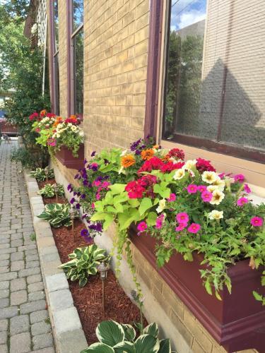 Weller Haus Bed, Breakfast & Event Center