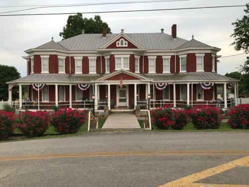Posada Grand Victorian Inn