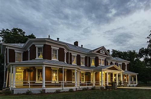 Posada Grand Victorian Inn