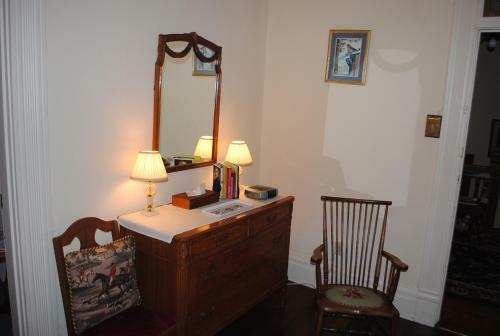 L&n Bed And Breakfast Ltd