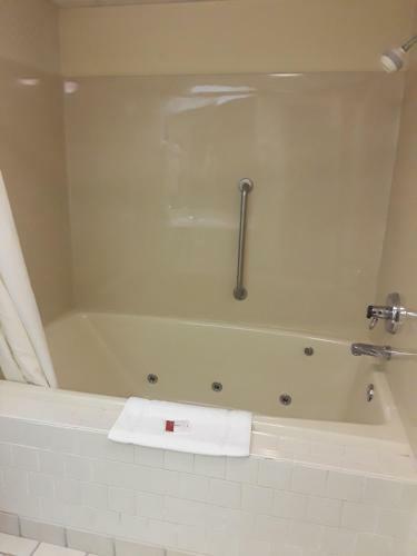 Motel Baymont By Wyndham London Ky