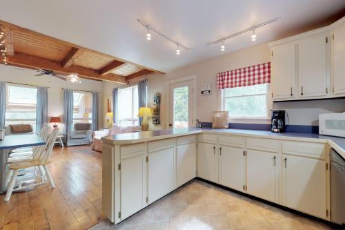 Otter Creek Acadia House