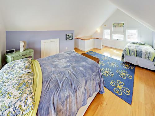48 Main Street Cottage