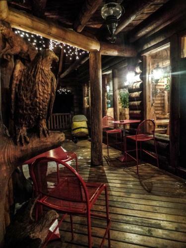 Hawk's Nest Lodge