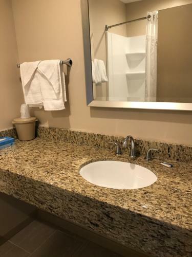 Allen Park Motor Lodge