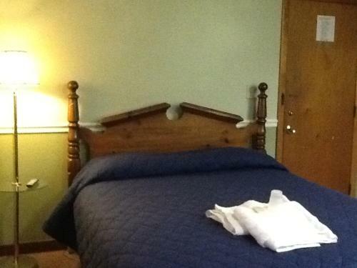 Hostal Brookside House Lodging