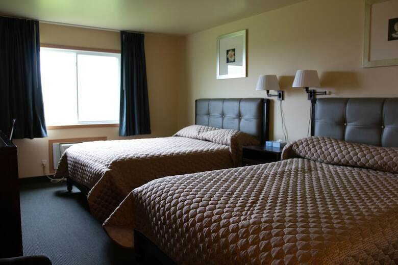 Hotel East Grand Inn