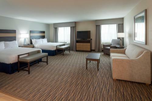 Grandstay Hotel & Suites