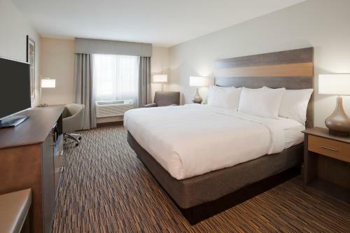 Grandstay Hotel & Suites