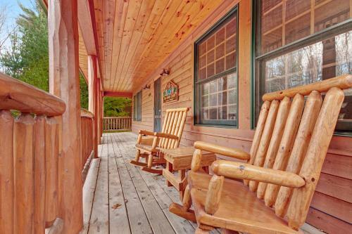 Kingfisher Cove Cabin 28