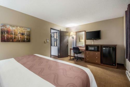 Hotel Quality Inn & Suites