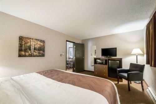 Hotel Quality Inn & Suites