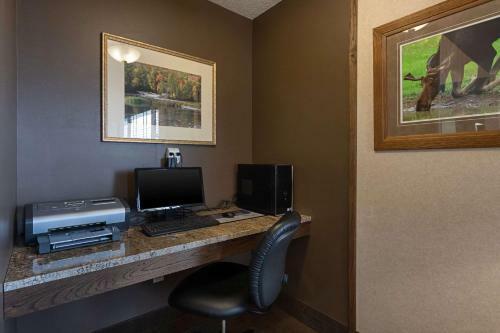 Hotel Quality Inn & Suites