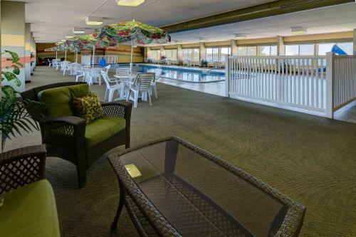 Hotel Dunes Waterfront Resort