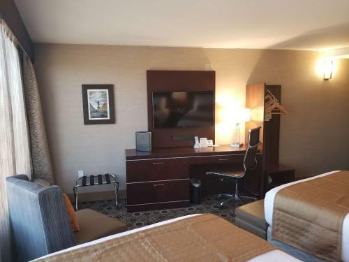 Best Western Premier Detroit Southfield Hotel