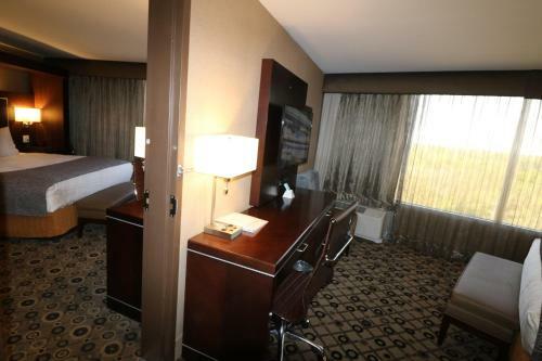 Best Western Premier Detroit Southfield Hotel