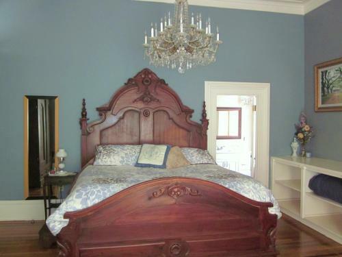 Bed & Breakfast Baer House Inn