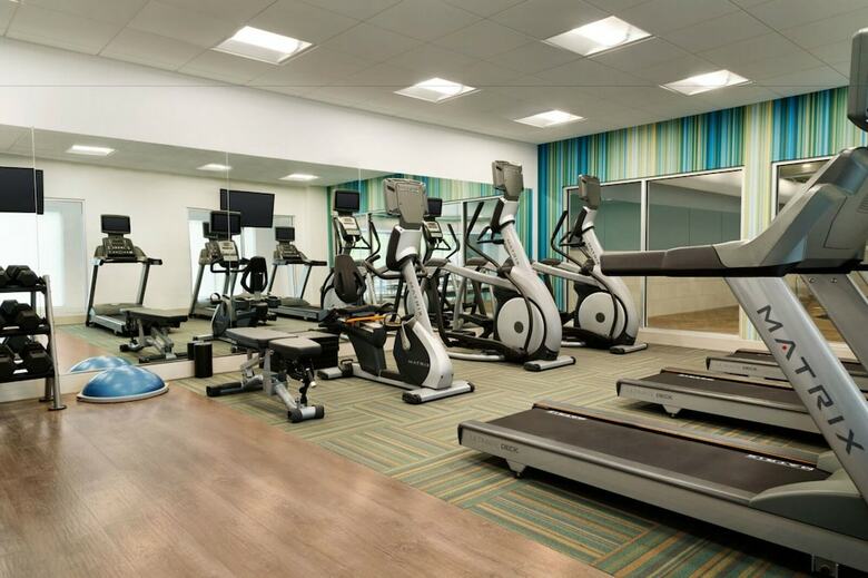 Hotel Holiday Inn Express - Alliance