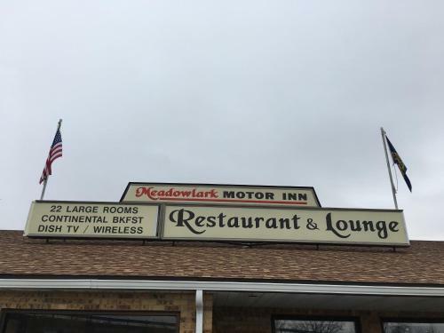 Motel Meadowlark Inn